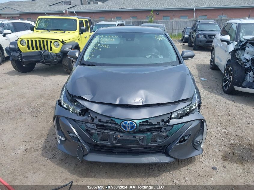 2018 Toyota Prius Prime VIN: JTDKARFP9J3084382 Lot: 12057690