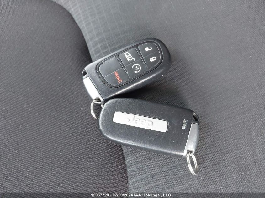 2016 Jeep Cherokee Latitude VIN: 1C4PJMCS4GW150278 Lot: 12057728