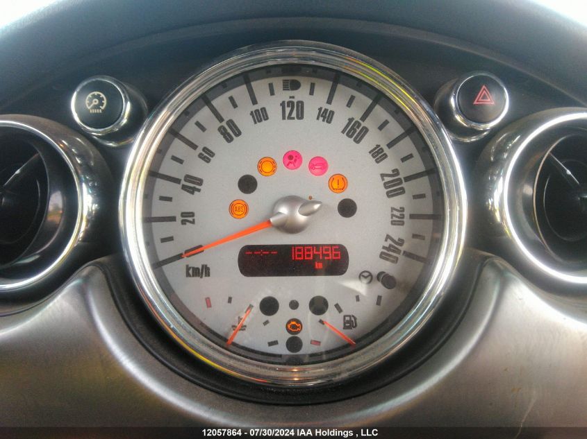 2005 Mini Cooper S VIN: WMWRH335X5TF84454 Lot: 12057864