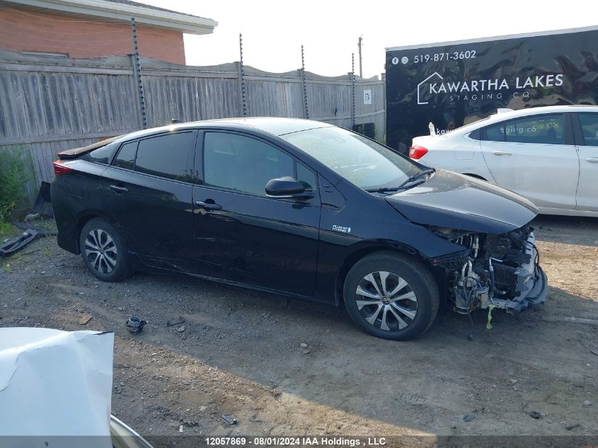 2020 Toyota Prius Prime Le/Xle/Limited VIN: JTDKARFP0L3143032 Lot: 12057869