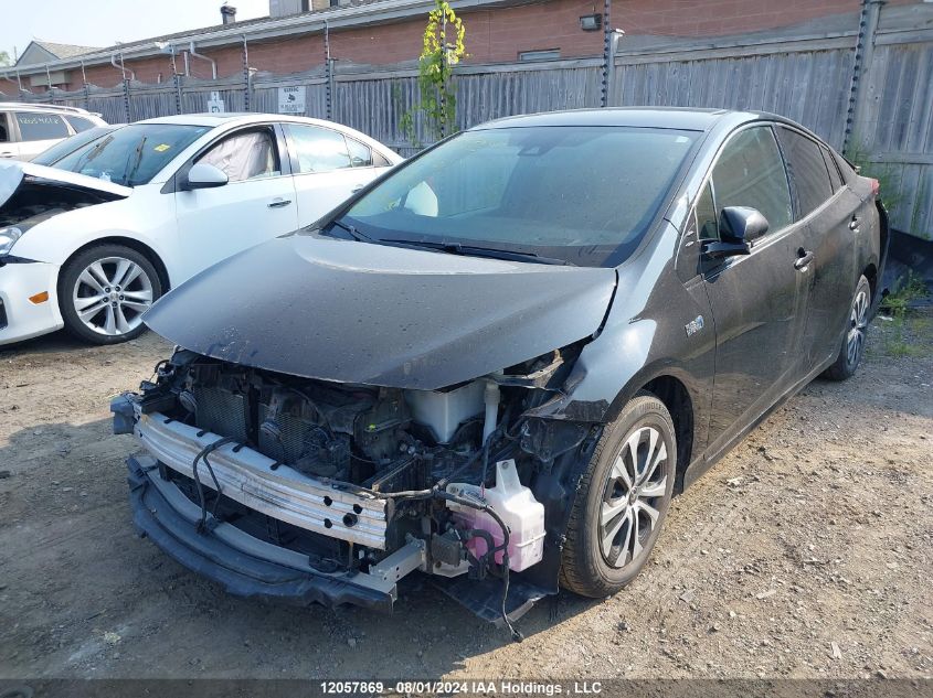 2020 Toyota Prius Prime Le/Xle/Limited VIN: JTDKARFP0L3143032 Lot: 12057869