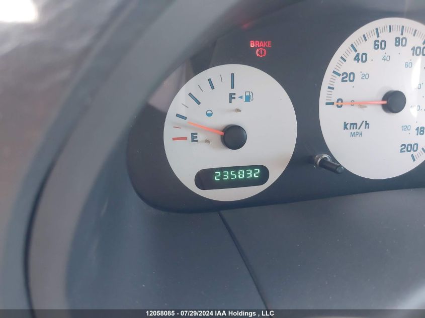 2004 Dodge Caravan Se VIN: 1D4GP25R44B541224 Lot: 12058085