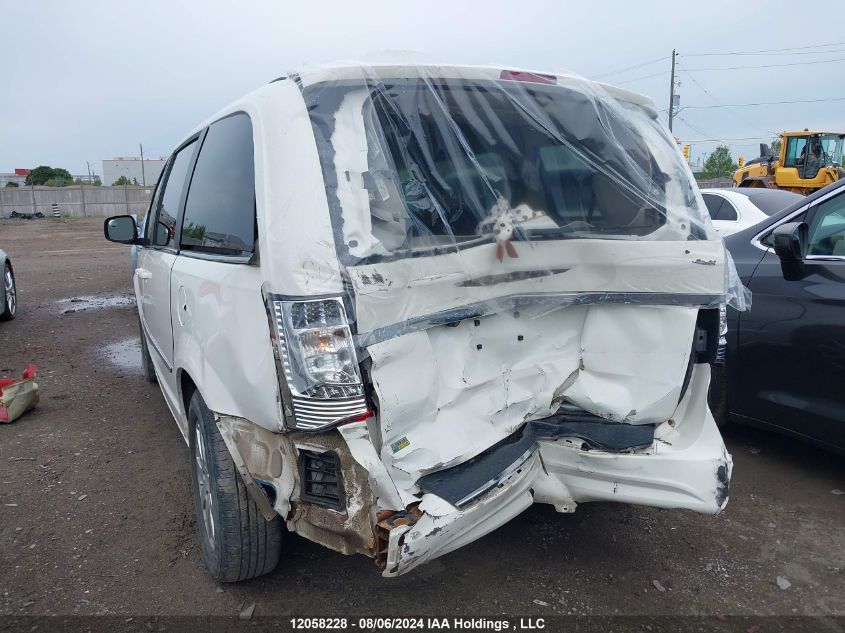 2013 Chrysler Town & Country VIN: 2C4RC1BG9DR675906 Lot: 12058228