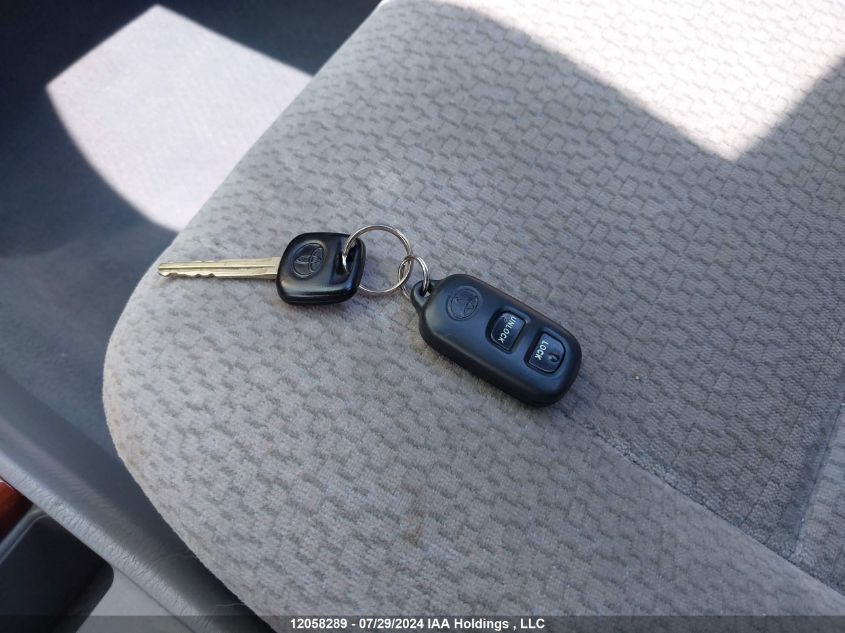 2003 Toyota Corolla Ce/Le/S VIN: 2T1BR32E33C715163 Lot: 12058289