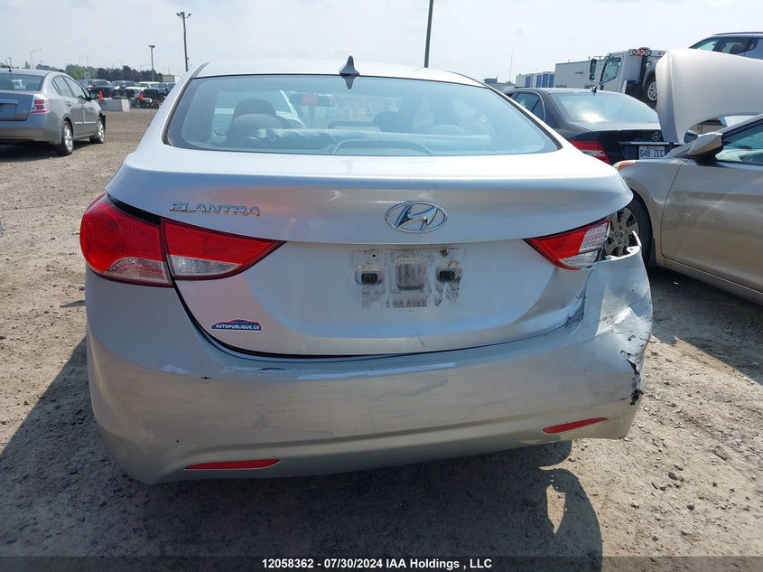 2013 Hyundai Elantra Gl VIN: 5NPDH4AE3DH257318 Lot: 12058362