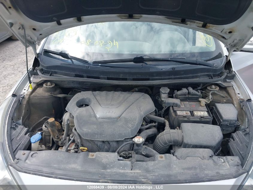 2013 Hyundai Accent Gls/Se VIN: KMHCU4AE9DU287318 Lot: 12058439