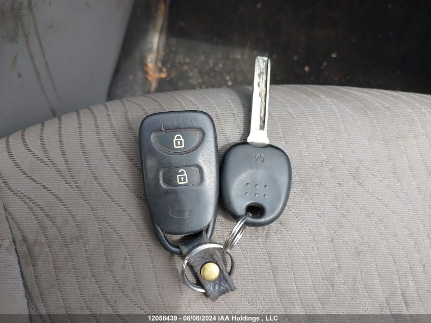 2013 Hyundai Accent Gls/Se VIN: KMHCU4AE9DU287318 Lot: 12058439