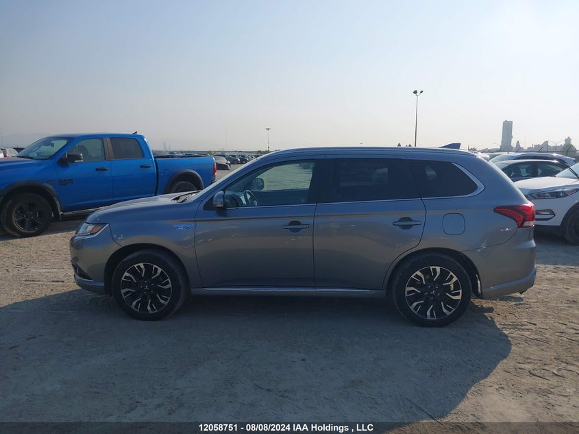 2018 Mitsubishi Outlander Phev VIN: JA4J24A52JZ620145 Lot: 12058751