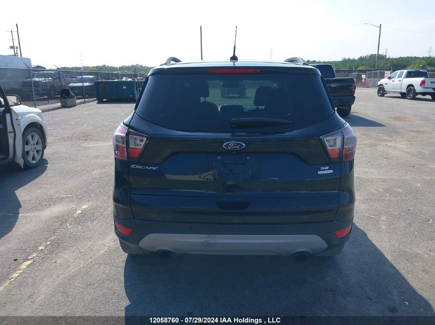 1FMCU0GD2HUA01063 2017 Ford Escape Se