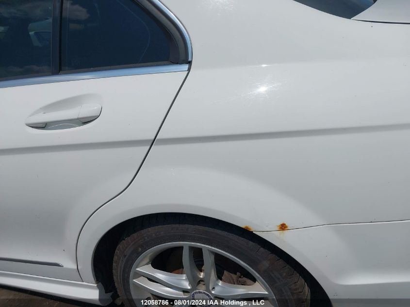 2013 Mercedes-Benz C-Class VIN: WDDGF8AB5DA874670 Lot: 12058786