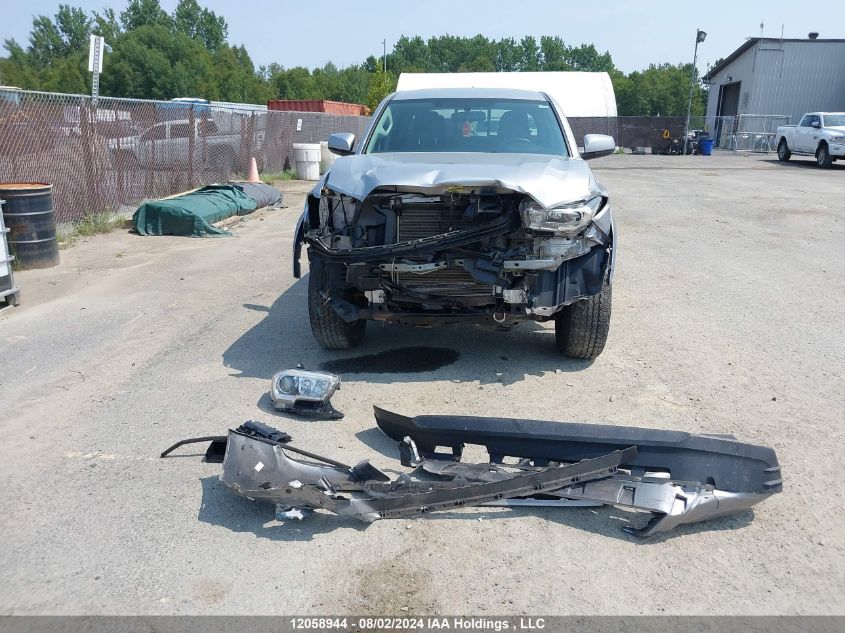 2017 Toyota Tacoma Sr5/Trd Off Road/Trd Sport VIN: 5TFDZ5BN4HX017724 Lot: 12058944