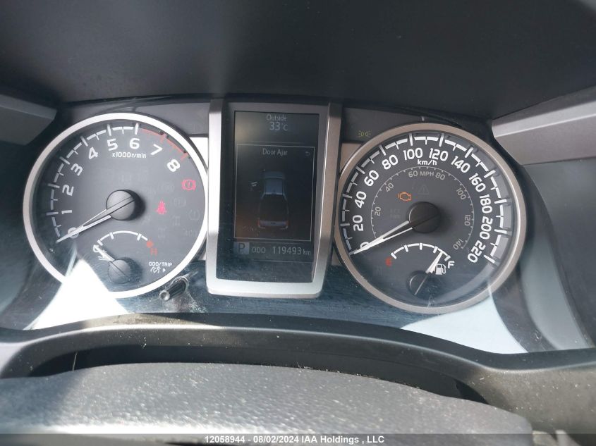 2017 Toyota Tacoma Sr5/Trd Off Road/Trd Sport VIN: 5TFDZ5BN4HX017724 Lot: 12058944