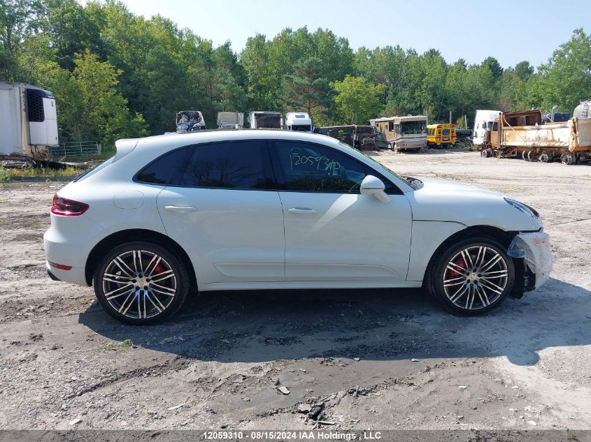 2018 Porsche Macan Turbo VIN: WP1AF2A51JLB71055 Lot: 12059310