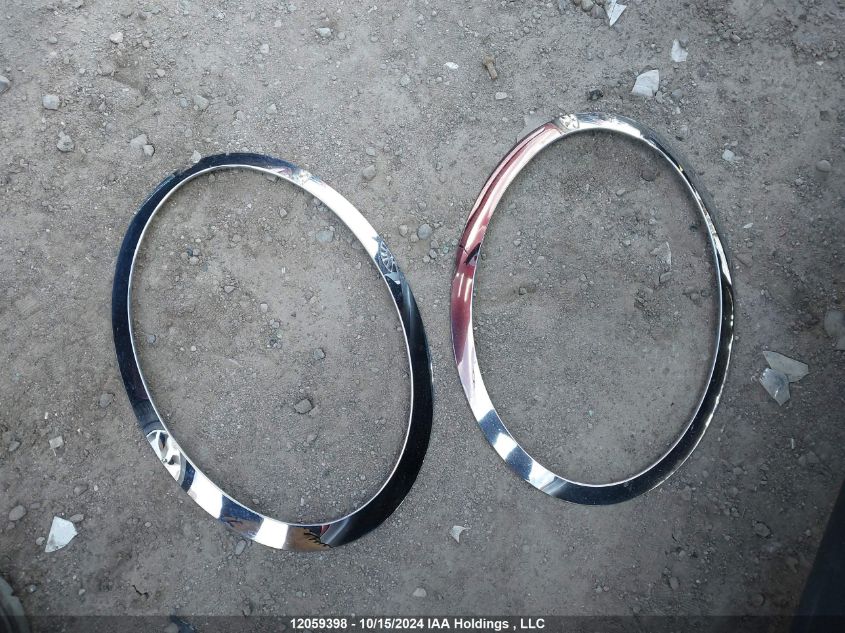 2015 Mini Cooper Hardtop 5 Door VIN: WMWXS5C53FT833129 Lot: 12059398