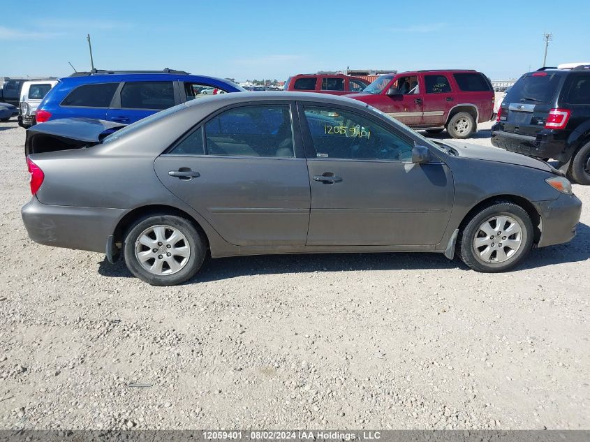 2004 Toyota Camry Le/Xle/Se VIN: 4T1BF32K74U582714 Lot: 12059401