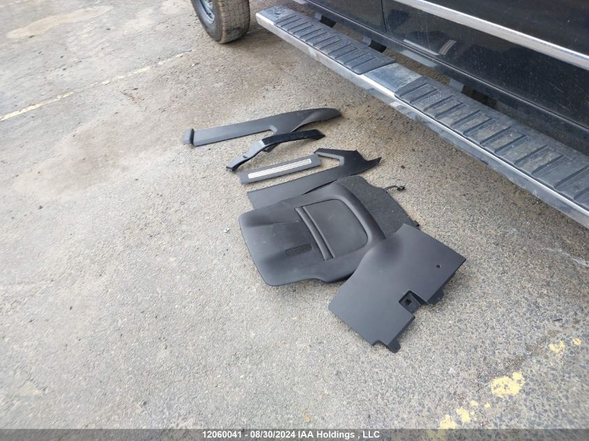 2015 GMC Sierra 2500Hd VIN: 1GT120E8XFF533833 Lot: 12060041