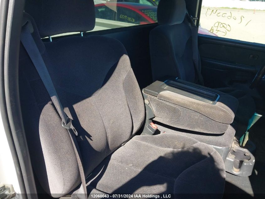 2002 GMC Sierra 1500 VIN: 1GTEK14V22Z214966 Lot: 12060043