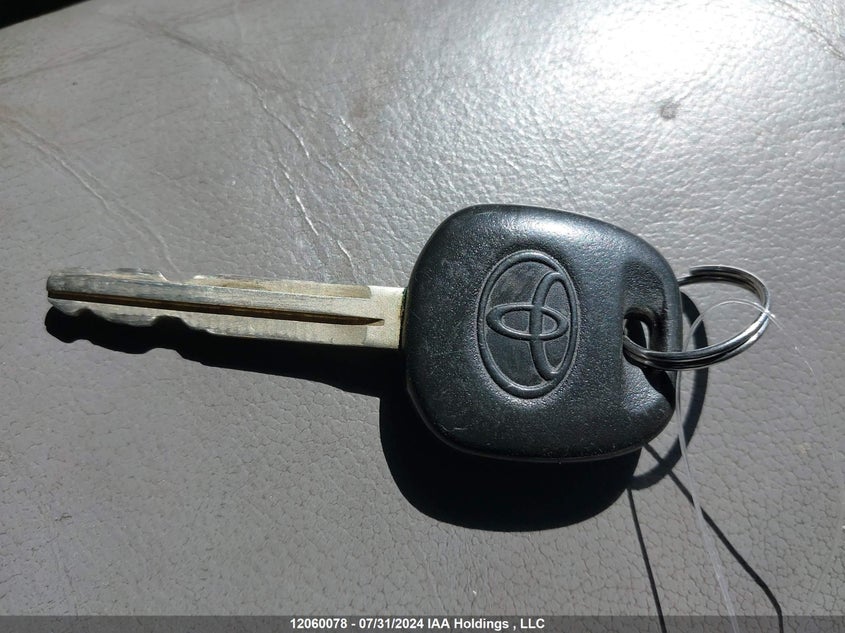 2005 Toyota Sienna Ce/Le VIN: 5TDZA23C25S268901 Lot: 12060078