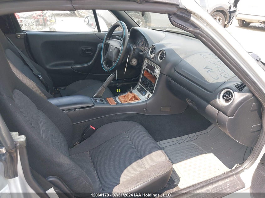 2000 Mazda Mx-5 Miata VIN: JM1NB3531Y0147816 Lot: 12060179