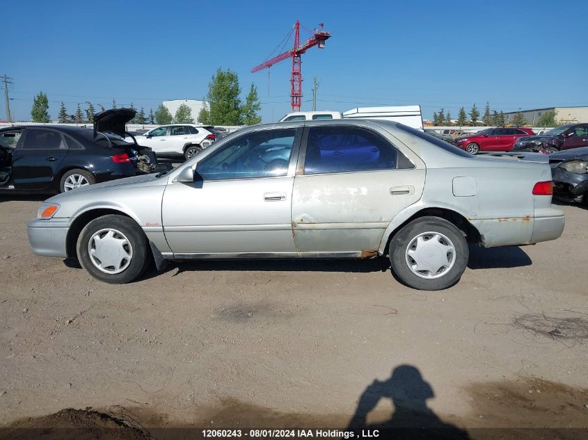 2000 Toyota Camry Ce/Le/Xle VIN: JT2BG22K3Y0384617 Lot: 12060243