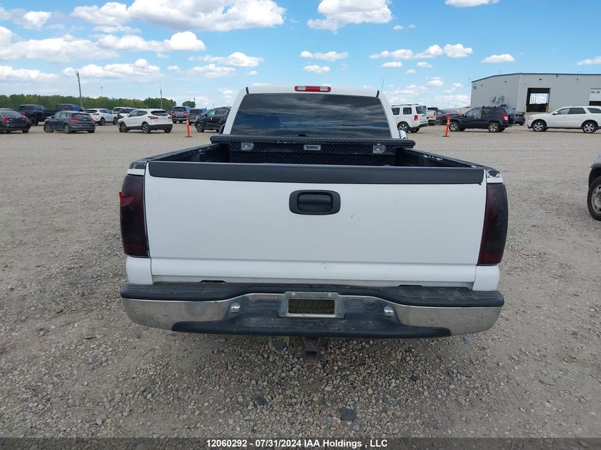 2001 Chevrolet Silverado 1500 VIN: 1GCEC14V61Z138745 Lot: 12060292