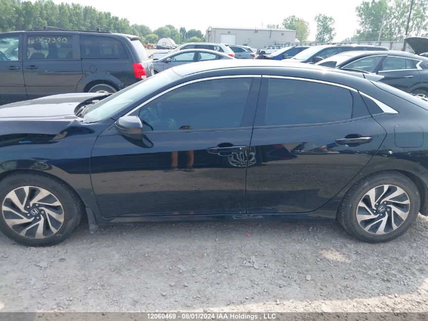 2018 Honda Civic Hatchback VIN: SHHFK7H20JU300528 Lot: 12060469