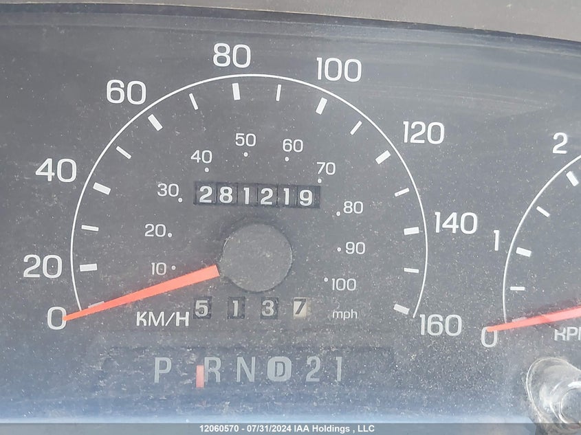 2001 Ford F250 Super Duty VIN: 1FTNX21L41EB25898 Lot: 12060570