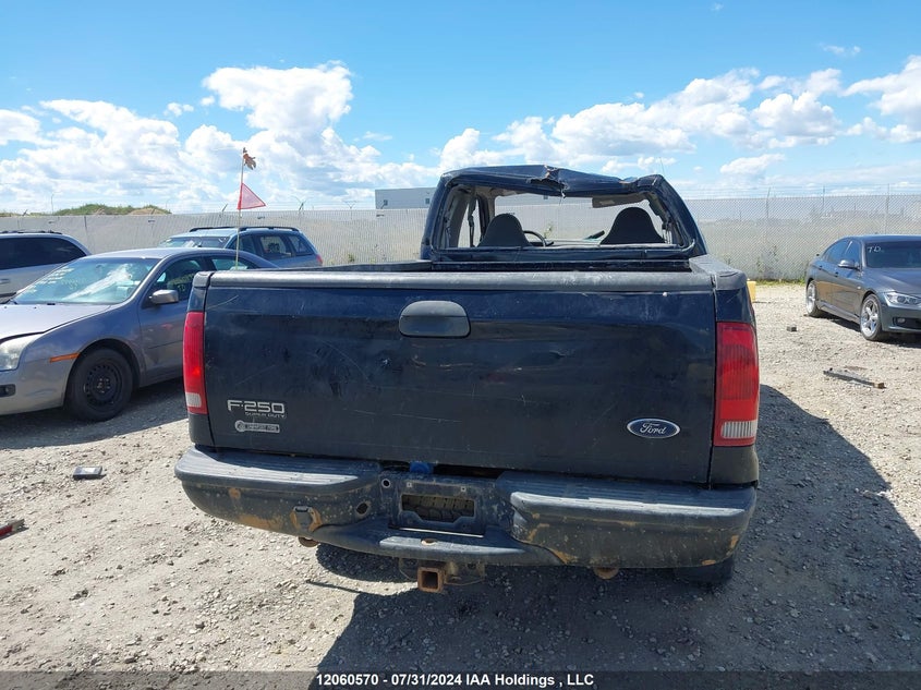 2001 Ford F250 Super Duty VIN: 1FTNX21L41EB25898 Lot: 12060570