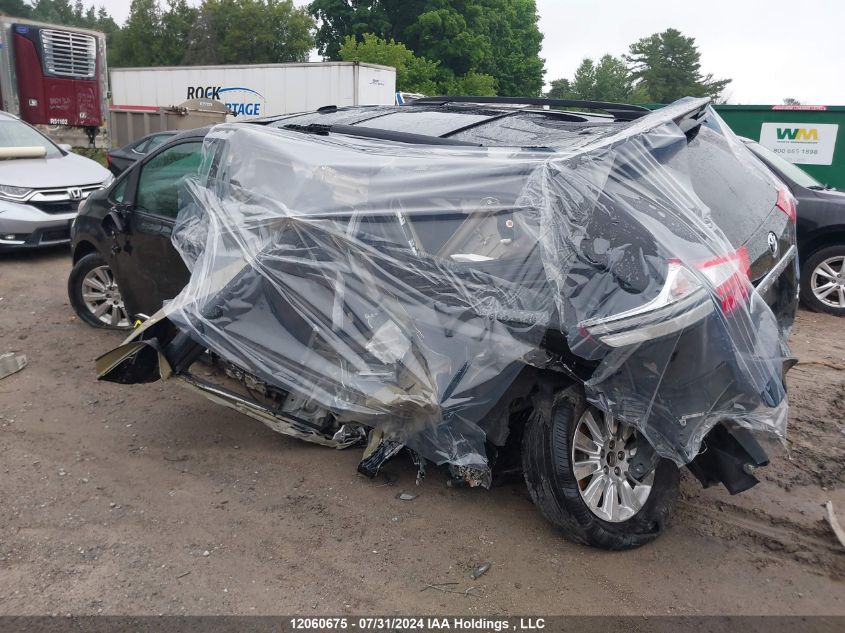 5TDDK3DC3FS112606 2015 Toyota Sienna Xle/Limited