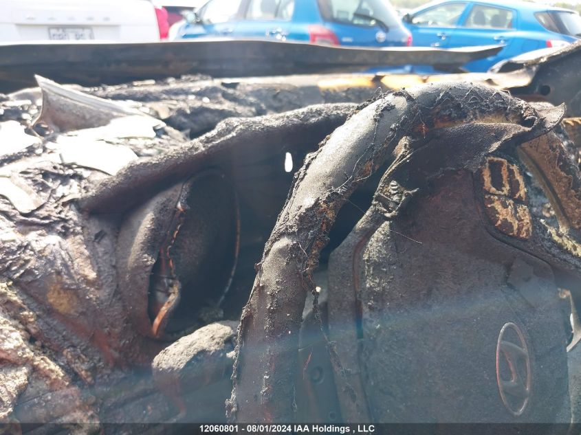 2013 Hyundai Santa Fe Sport 2.0T Se VIN: 5XYZUDLAXDG038486 Lot: 12060801