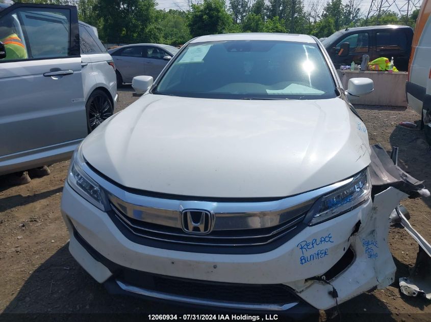 1HGCR2F02GA804070 2016 Honda Accord Sedan