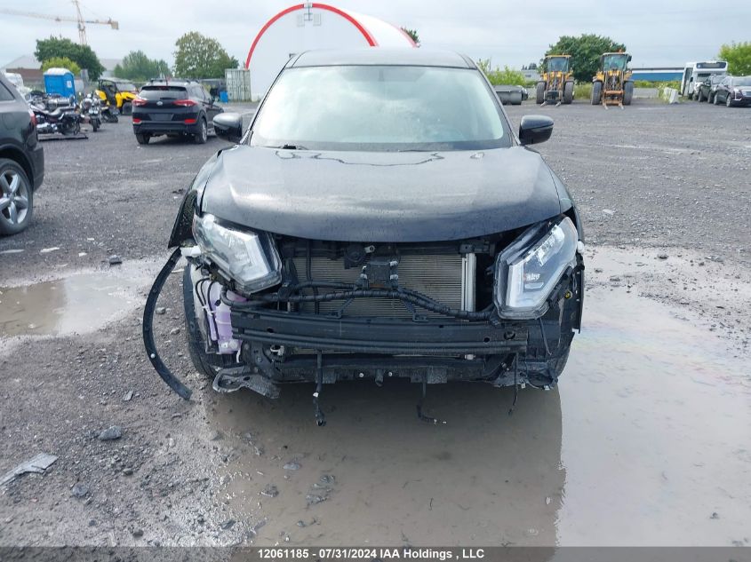 5N1AT2MV0JC764052 2018 Nissan Rogue Sv/Sl