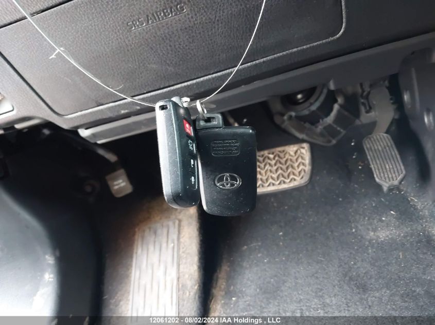 2018 Toyota Highlander Limited VIN: 5TDDZRFH0JS490138 Lot: 12061202