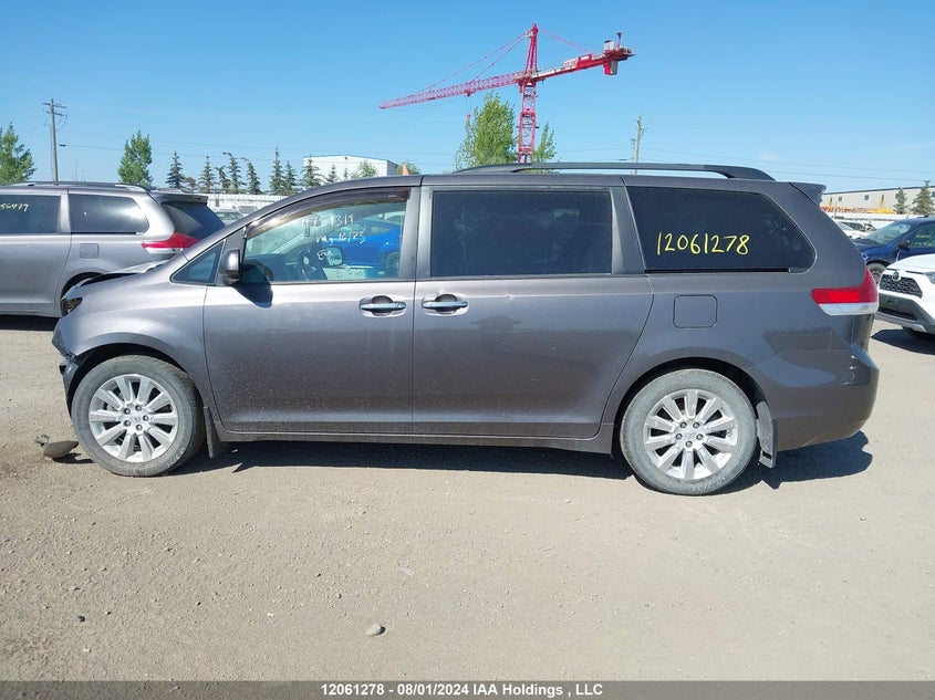 2012 Toyota Sienna Xle 7 Passenger VIN: 5TDDK3DCXCS040962 Lot: 12061278