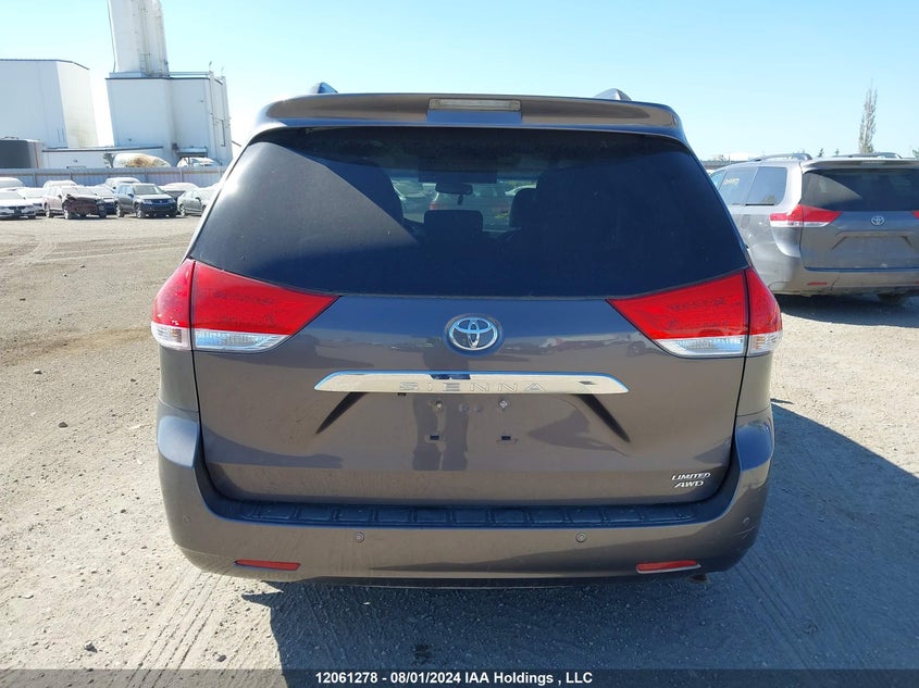2012 Toyota Sienna Xle 7 Passenger VIN: 5TDDK3DCXCS040962 Lot: 12061278