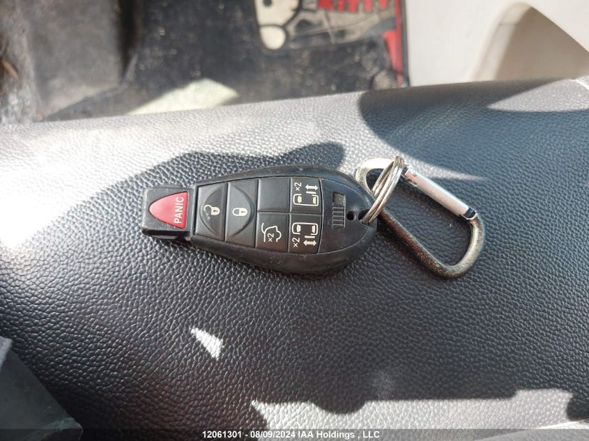 2017 Dodge Grand Caravan Crew VIN: 2C4RDGDG4HR761708 Lot: 12061301