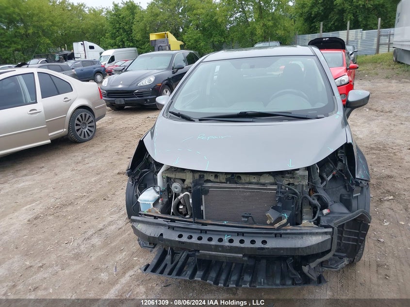 2018 Nissan Versa VIN: 3N1CE2CP1JL364941 Lot: 12061309