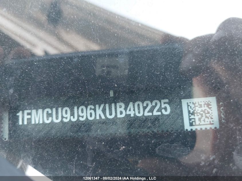 2019 Ford Escape Titanium VIN: 1FMCU9J96KUB40225 Lot: 12061347