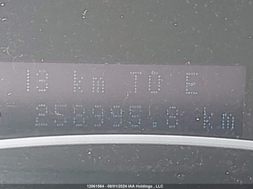 2011 Ford Escape Limited VIN: 1FMCU9EG5BKA17701 Lot: 12061564