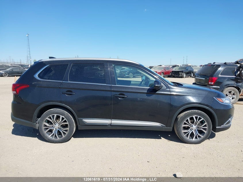2018 Mitsubishi Outlander VIN: JA4AZ2A35JJ600565 Lot: 12061619