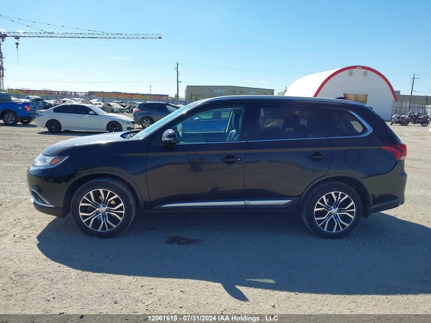 2018 Mitsubishi Outlander VIN: JA4AZ2A35JJ600565 Lot: 12061619