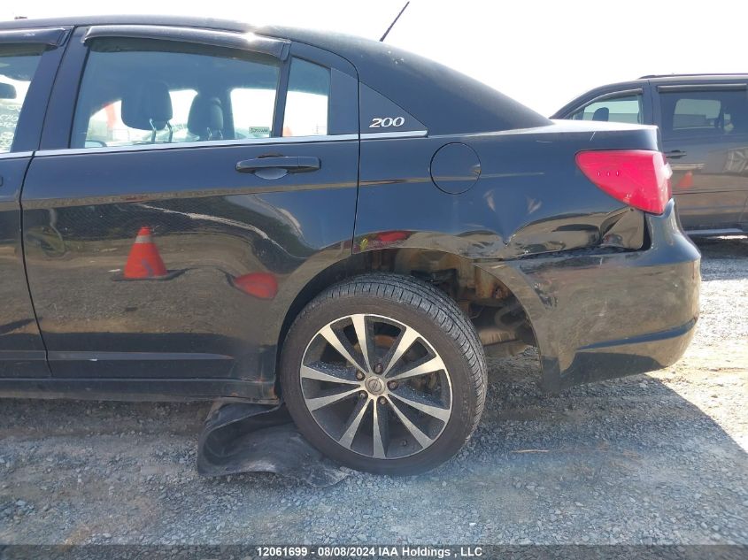 2012 Chrysler 200 S VIN: 1C3CCBHG0CN106042 Lot: 12061699