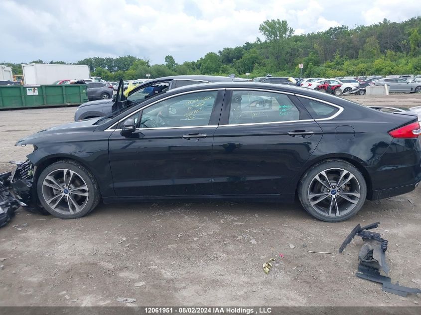 3FA6P0D93JR222313 2018 Ford Fusion Titanium/Platinum