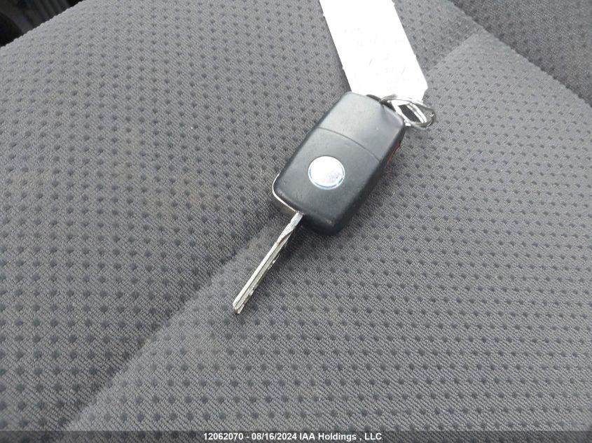 2007 Volkswagen Rabbit VIN: WVWDR71K27W050437 Lot: 12062070