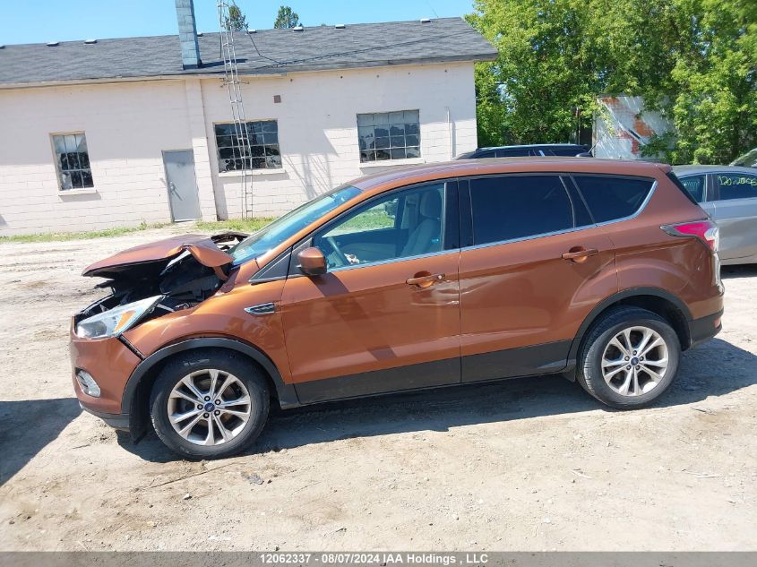 2017 Ford Escape Se VIN: 1FMCU0GD7HUB10327 Lot: 12062337