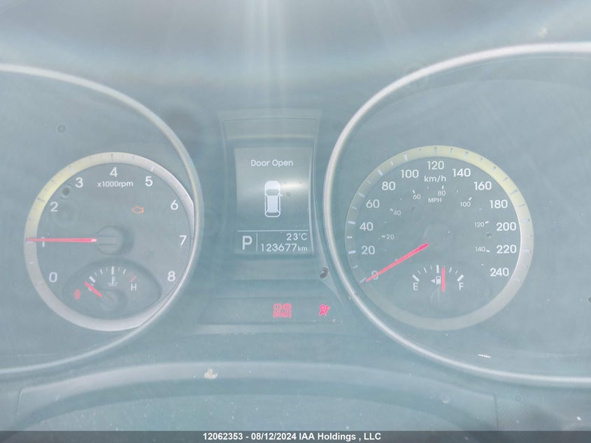 2016 Hyundai Santa Fe Sport 2.4 Premium VIN: 5XYZUDLB0GG343461 Lot: 12062353