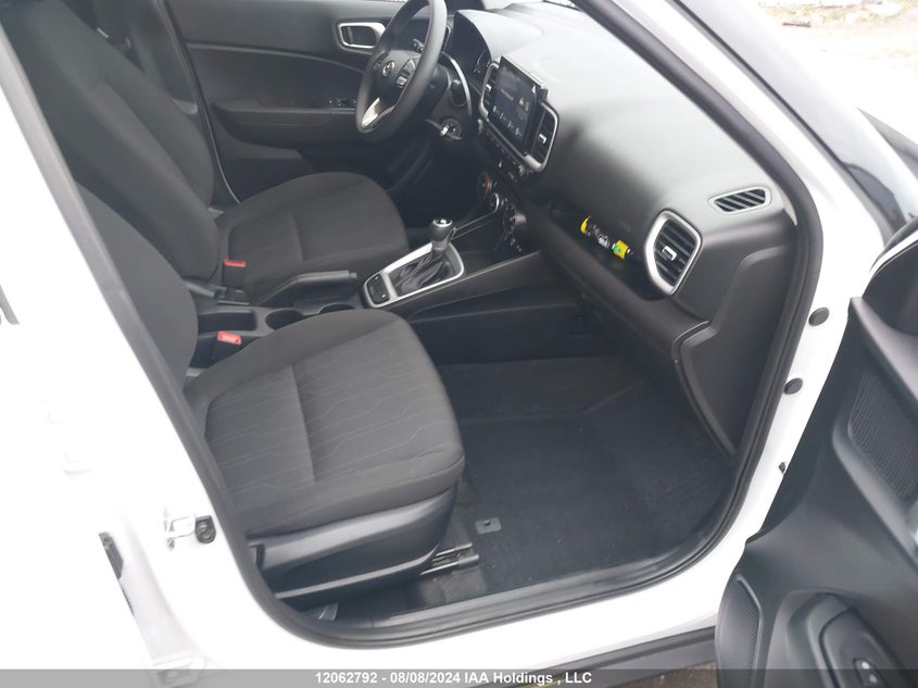 2023 Hyundai Venue Essential With Two-Tone Body Colour VIN: KMHRB8A39PU218459 Lot: 12062792