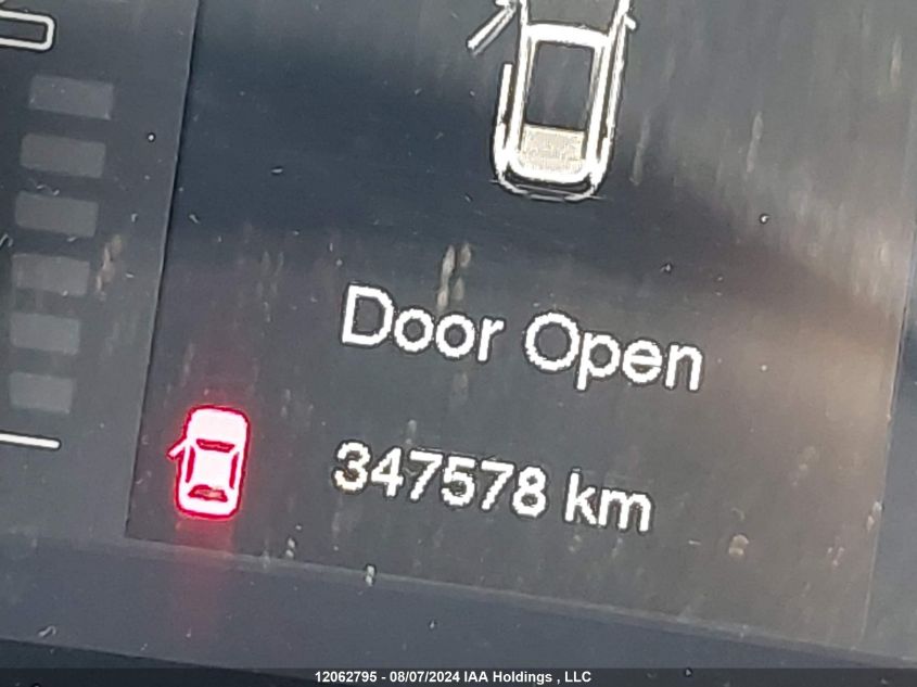 2018 Jeep Cherokee Latitude VIN: 1C4PJMCX7JD618809 Lot: 12062795