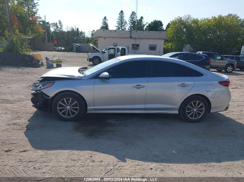 5NPE24AF4KH730218 2019 Hyundai Sonata Se