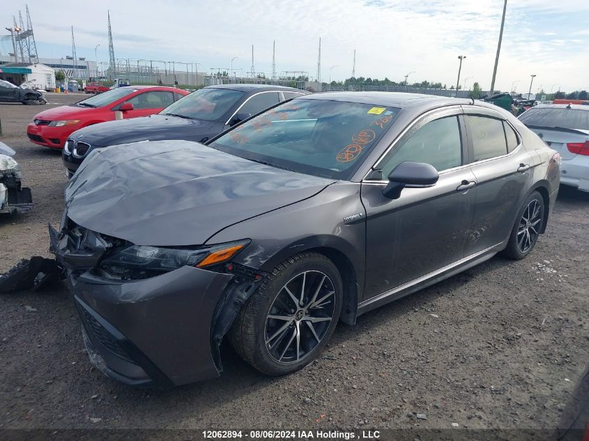 4T1B21HKXMU015310 2021 TOYOTA CAMRY - Image 2